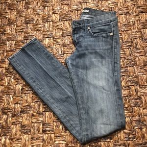 Rock & Republic Straight Leg Size 26